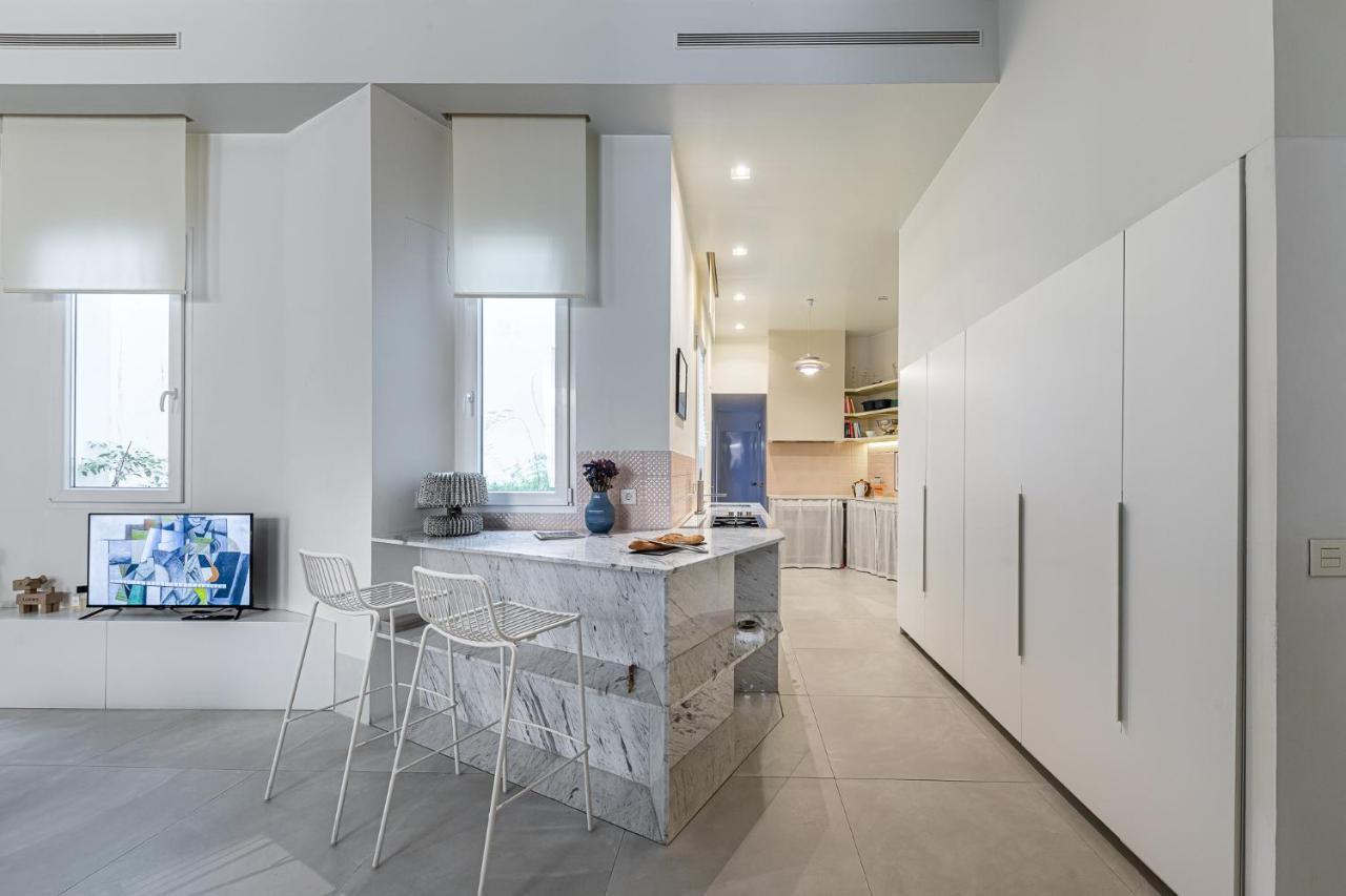 Appartamento Bnbholder Blue Loft Center Madrid Esterno foto